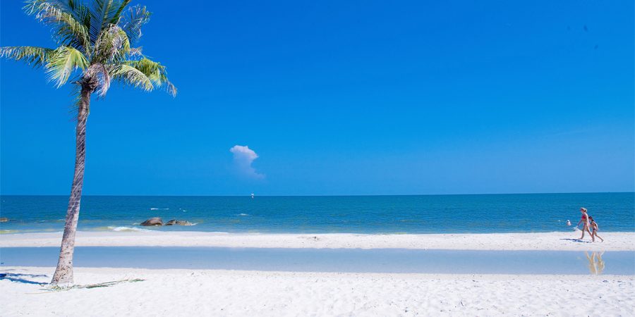 aleenta-Hua_Hin_Beach
